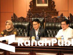Terima Delegasi BEM FISIP Unair, Abdul Kholik Paparkan Peran DPD RI Sebagai Wakil Daerah