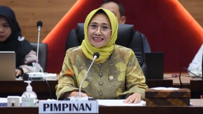 Kekerasan Terhadap Guru: Kasus Terbaru Jadi Sorotan, Komisi X DPR RI Desak Penanganan Menyeluruh