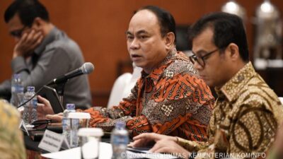 Kominfo Tegaskan Komitmen Berantas Judi Online: Menkominfo Tanda Tangani Dua Kebijakan Baru