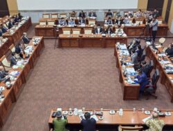 Komisi I DPR RI Bahas Rencana Program Kerja 100 Hari Menlu Sugiono