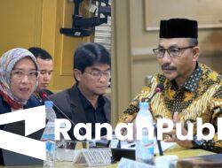 Haji Uma: “Pertimbangkan Pemutihan Honorer, Sudah Puluhan Tahun Mengabdi!”