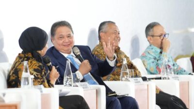 QRIS Jemaah Haji, Bank Emas, dan UMKM Halal: Strategi Ekonomi Syariah Airlangga Bukan Sekadar Wacana