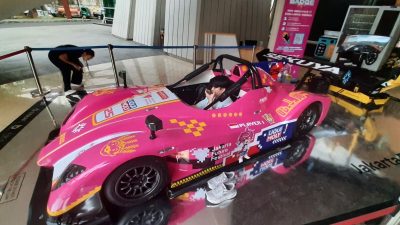 JFF 2025 mobil balap simulator