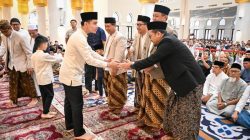 Gibran salat Iduladha Solo